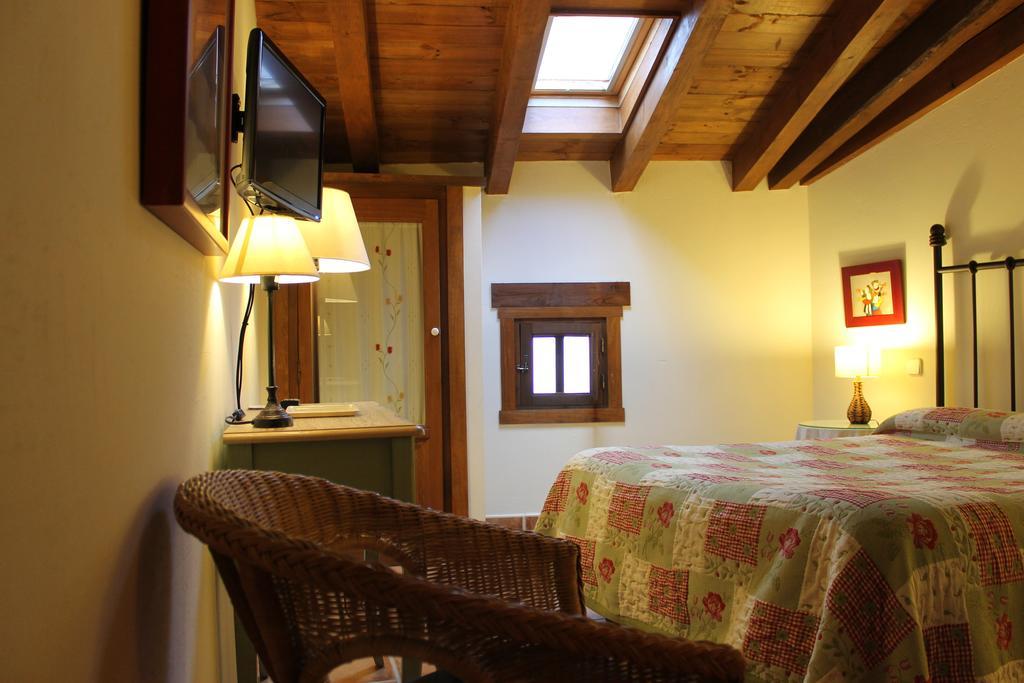 Hostal Rural Luna Y Hostal Rural Lunaposada Candeleda Rom bilde