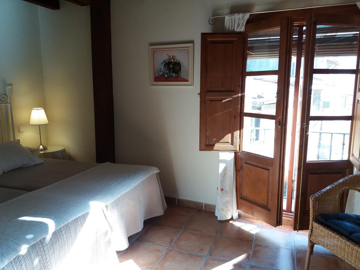 Hostal Rural Luna Y Hostal Rural Lunaposada Candeleda Eksteriør bilde